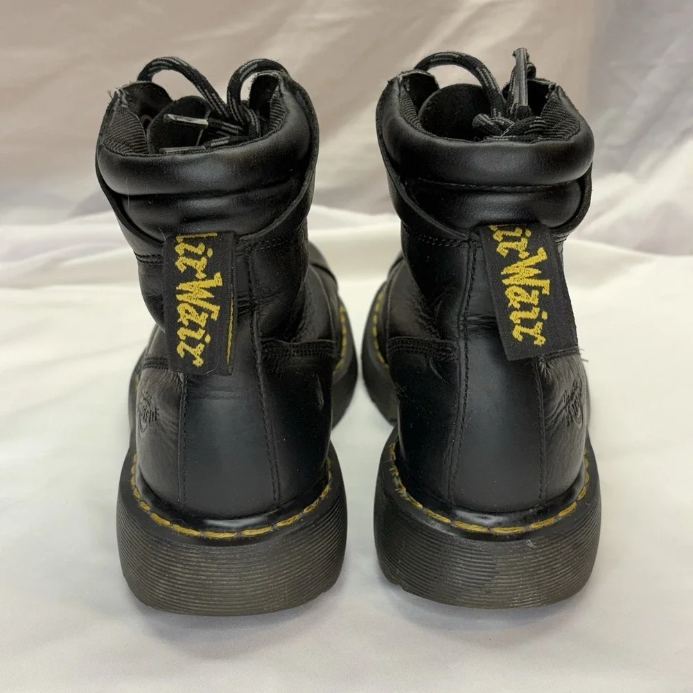 Dr. Martens excellent preowned